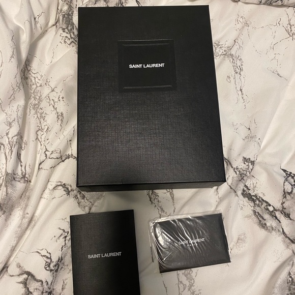 YSL Saint Laurent Kate monogram bag - Picture 7 of 7